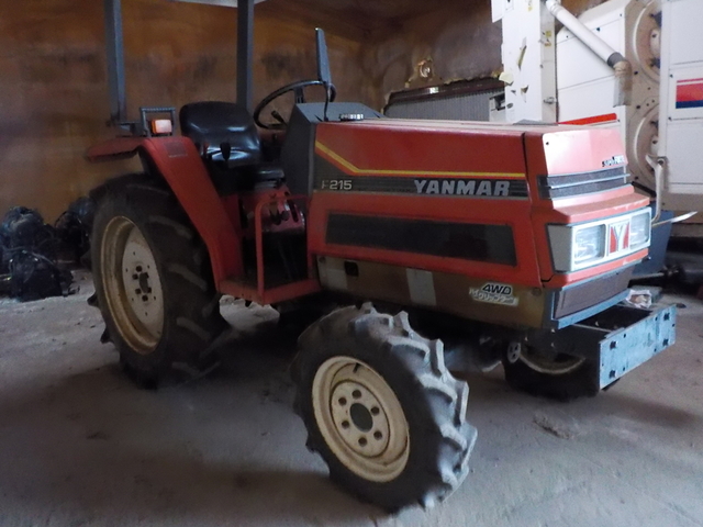 YANMAR F215  : Exporting used cars, tractors & excavators from Japan