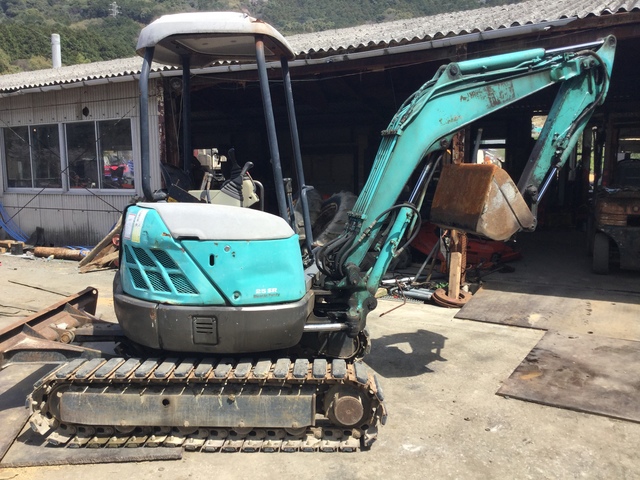 KOBELCO SK025  : Exporting used cars, tractors & excavators from Japan