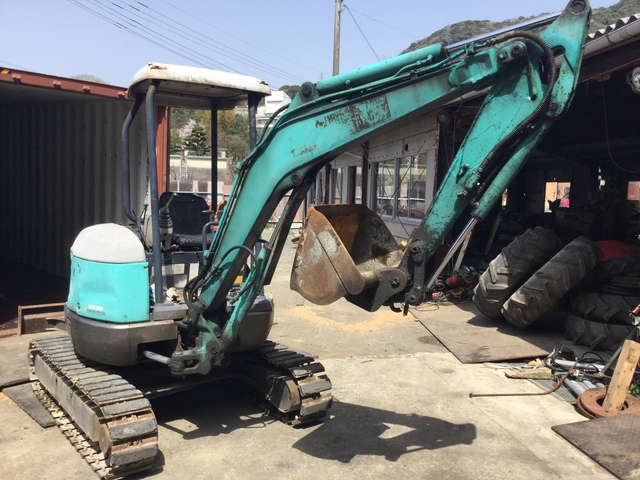 KOBELCO SK025  : Exporting used cars, tractors & excavators from Japan