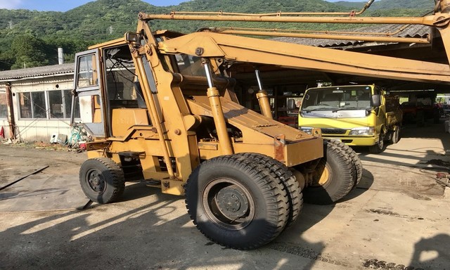 TCM SD25  : Exporting used cars, tractors & excavators from Japan