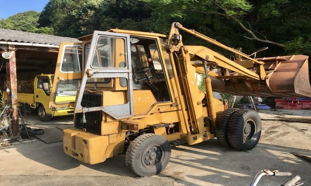 TCM SD25  : Exporting used cars, tractors & excavators from Japan