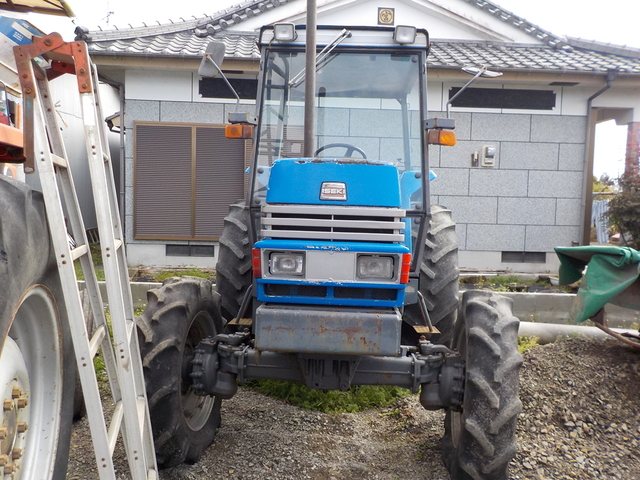 ISEKI T625  : Exporting used cars, tractors & excavators from Japan