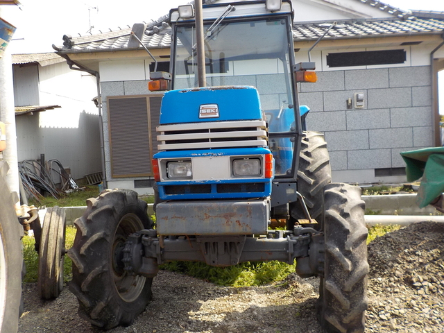 ISEKI T625  : Exporting used cars, tractors & excavators from Japan