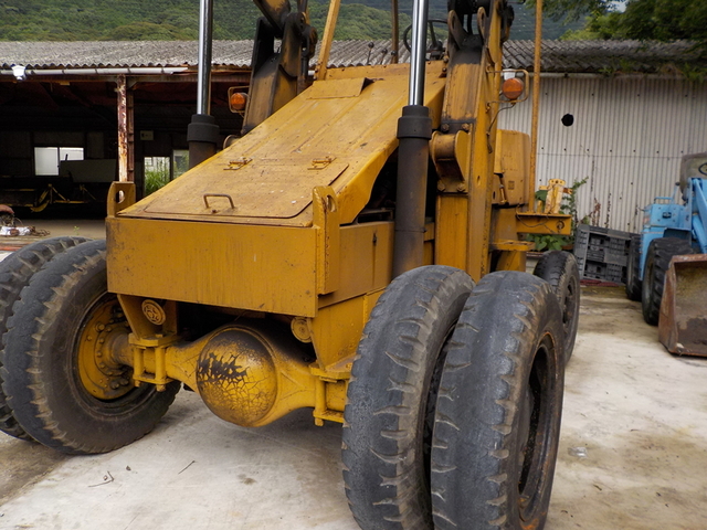 TCM SD 23  : Exporting used cars, tractors & excavators from Japan