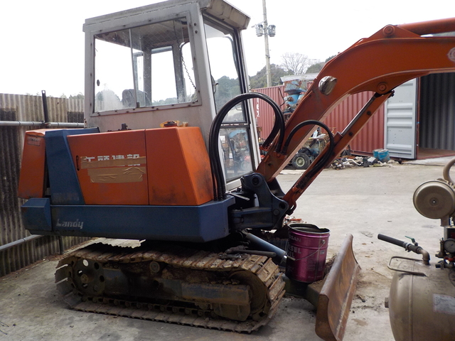 HITACHI EX26  : Exporting used cars, tractors & excavators from Japan