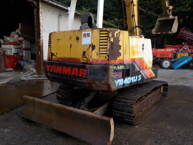 YANMAR YB401UZ  : Exporting used cars, tractors & excavators from Japan