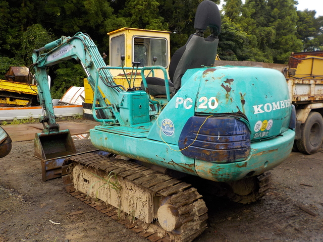 KOMATSU PC20-7  : Exporting used cars, tractors & excavators from Japan