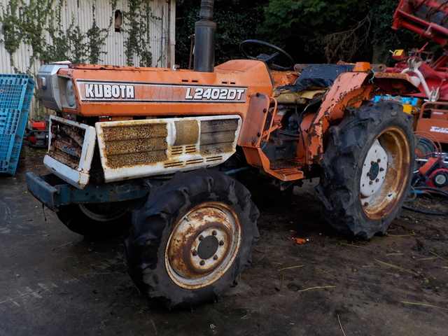 KUBOTA L2402DT  : Exporting used cars, tractors & excavators from Japan