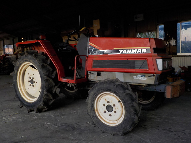 YANMAR F215  : Exporting used cars, tractors & excavators from Japan