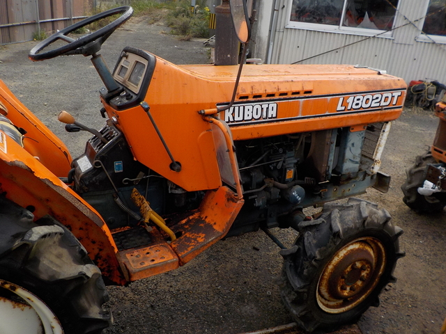 KUBOTA L1802DT  : Exporting used cars, tractors & excavators from Japan