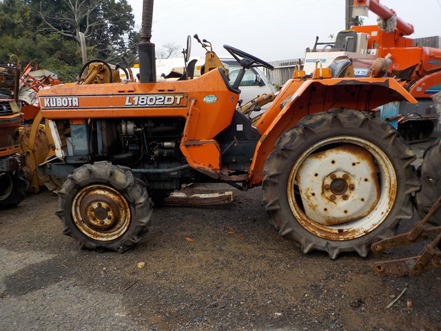 KUBOTA L1802DT  : Exporting used cars, tractors & excavators from Japan